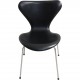 Sæt med 8 Arne Jacobsen Syver stole i sort læder
