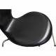 Sæt med 8 Arne Jacobsen Syver stole i sort læder