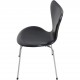 Sæt med 8 Arne Jacobsen Syver stole i sort læder