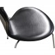 Sæt med 8 Arne Jacobsen Syver stole i sort læder