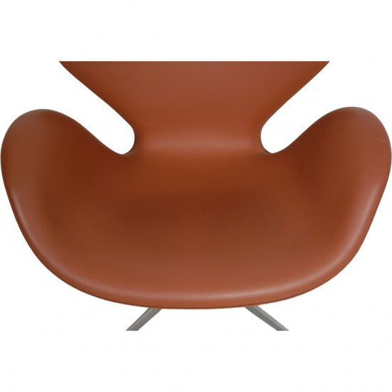 Arne Jacobsen Svanen stol i valnød læder