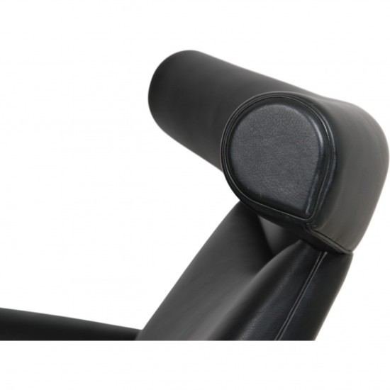 Hans Wegner OX chair in black leather