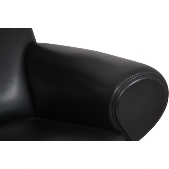 Hans Wegner OX chair in black leather