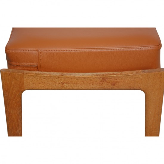 Hans Wegner GE290 skammel af eg