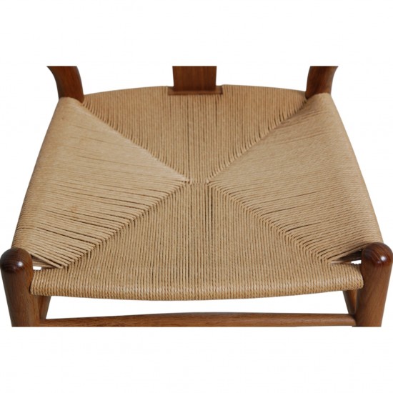 Sæt med 8 Hans Wegner Y-stole CH24 i røget eg