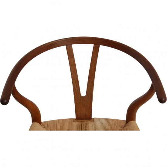 Sæt med 8 Hans Wegner Y-stole CH24 i røget eg