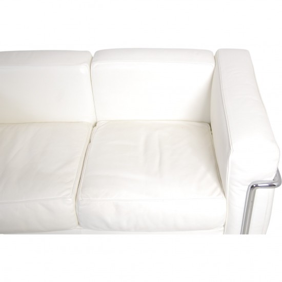 Le Corbusier LC2 2-personers sofa i hvid læder
