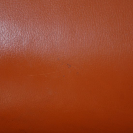 Arne Jacobsen 3-personers 3303 sofa i cognac læder