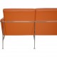 Arne Jacobsen 3-personers 3303 sofa i cognac læder