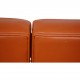 Arne Jacobsen 3-personers 3303 sofa i cognac læder