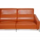 Arne Jacobsen 3-personers 3303 sofa i cognac læder