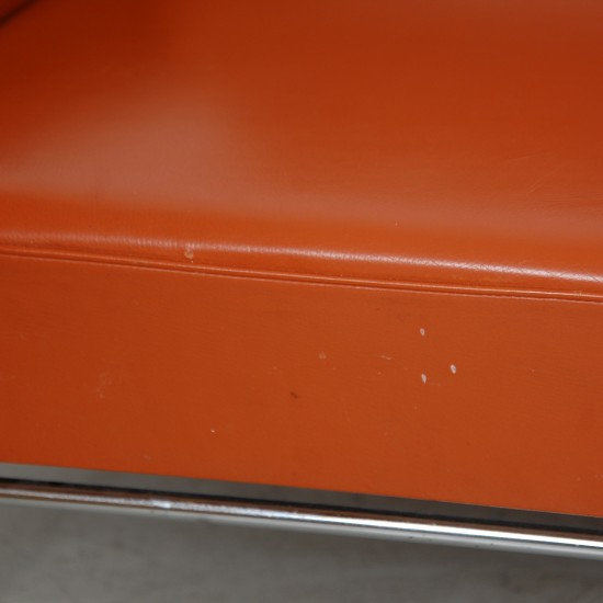 Arne Jacobsen 3-personers 3303 sofa i cognac læder