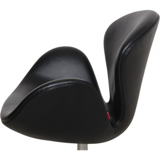 Arne Jacobsen Svanestol i sort originalt aura læder 2006