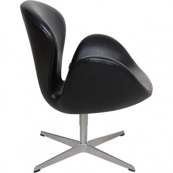 Arne Jacobsen Svanestol i sort originalt aura læder 2006