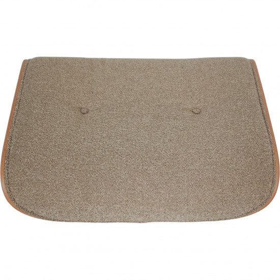 Charles Eames Lounge chair med ottoman i Nubia stof