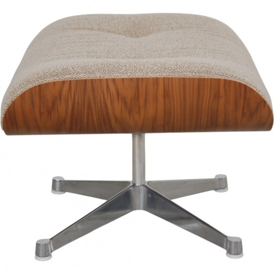 Charles Eames Lounge chair med ottoman i Nubia stof