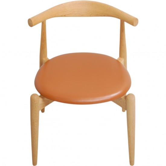 Sæt med 4 Hans Wegner CH20 stole af eg