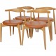 Sæt med 4 Hans Wegner CH20 stole af eg