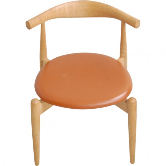 Sæt med 4 Hans Wegner CH20 stole af eg