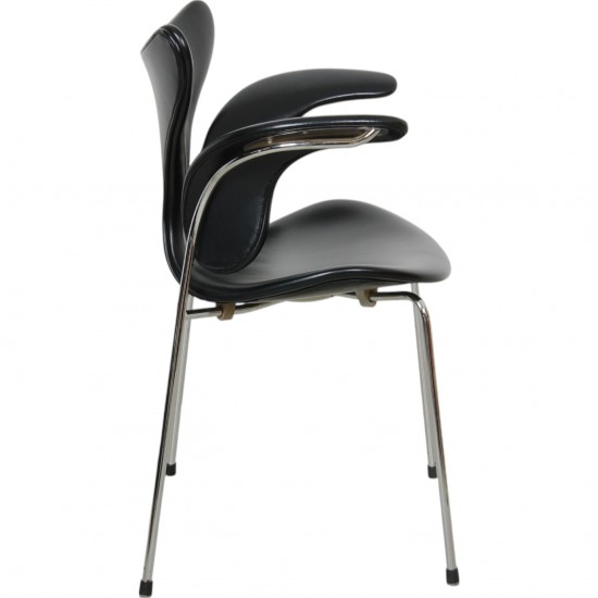 Arne Jacobsen 3208 Lilje stol i sort læder