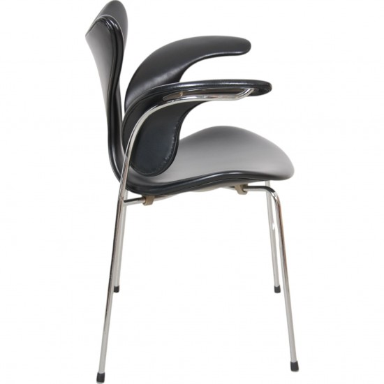 Arne Jacobsen 3208 Lilje stol i sort læder