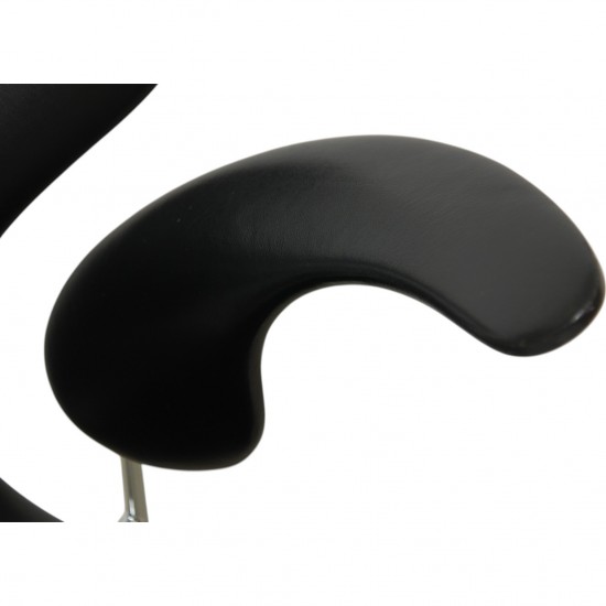 Arne Jacobsen 3208 Lilje stol i sort læder