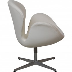 Arne Jacobsen Swan chair in white Aura leather 2011