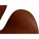 Arne Jacobsen høj Svanestol i patineret cognac anilin læder