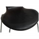 Sæt af 4 Arne Jacobsen Syver stole i patineret sort anilin læder