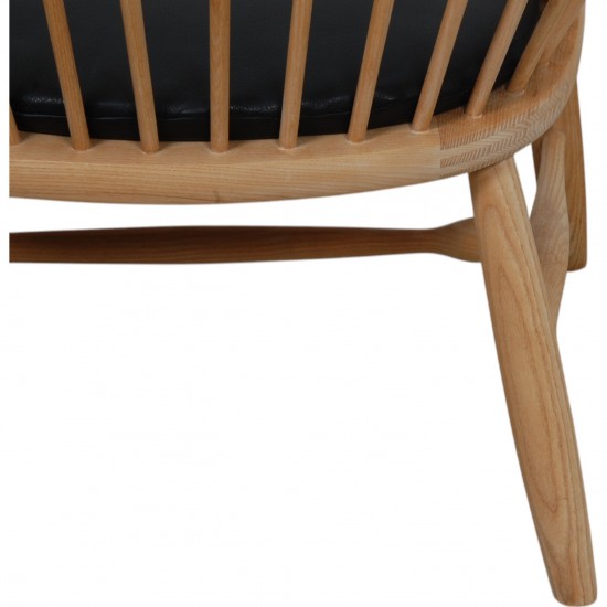 Hans Wegner Påfuglestol af ask og teak