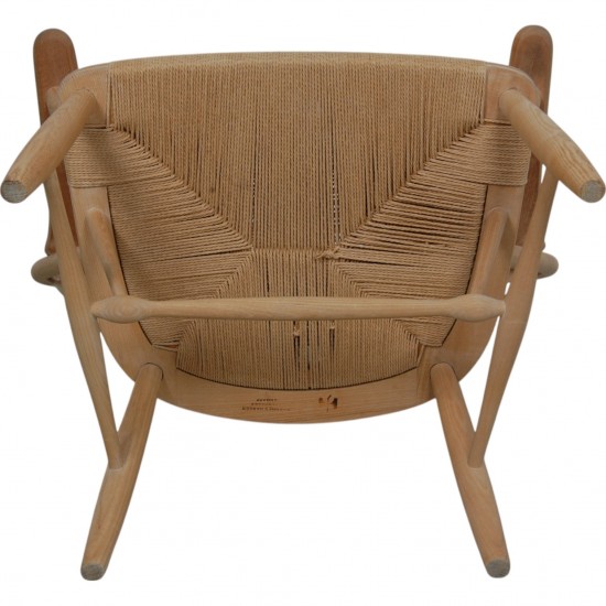 Hans Wegner Påfuglestol af ask og teak