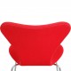 Sæt af fire Arne Jacobsen Syver stole i rødt stof