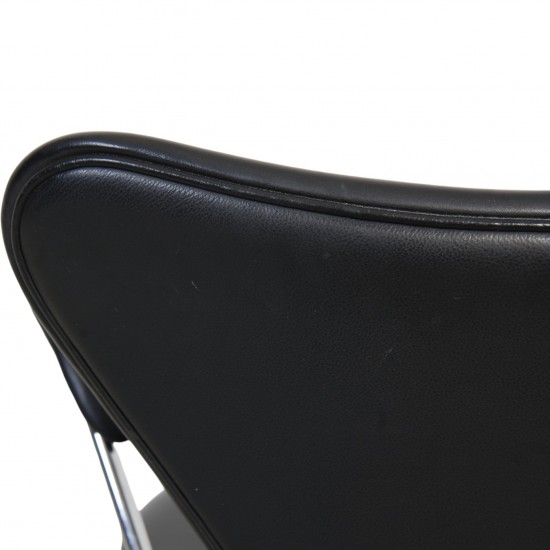 Arne Jacobsen 3217 Syver kontorstol i sort Essential læder