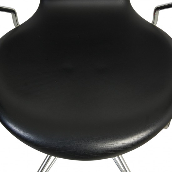 Arne Jacobsen 3217 Syver kontorstol i sort Essential læder