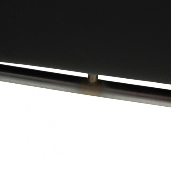 Arne Jacobsen 2pers Lufthavnssofa nypolstret i sort bizon læder