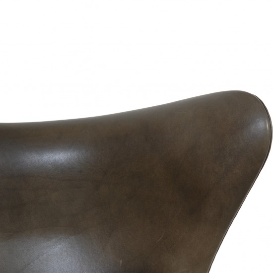 Arne Jacobsen Ægget stol i sort grace læder 2010
