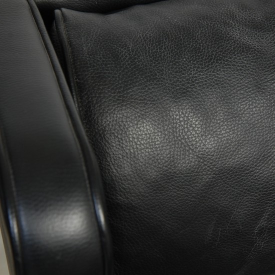 Børge Mogensen 2204 Øreklapstol i sort læder