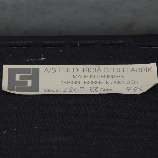 Børge Mogensen 2207 lænestol i sort læder