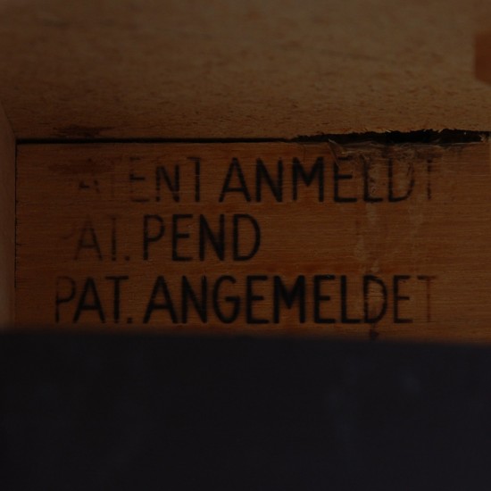 Dyrlund cirkulær Lotus spisebord af palisander