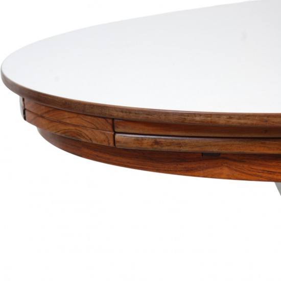 Dyrlund cirkulær Lotus spisebord af palisander