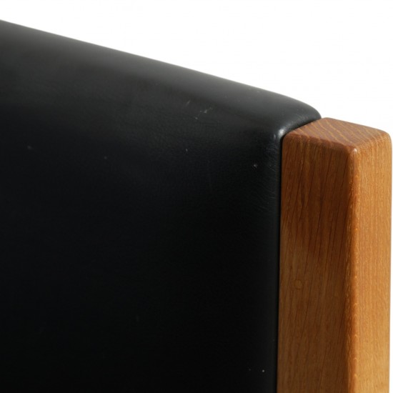 Hans Wegner 3-personers Ge285 sofa i sort læder