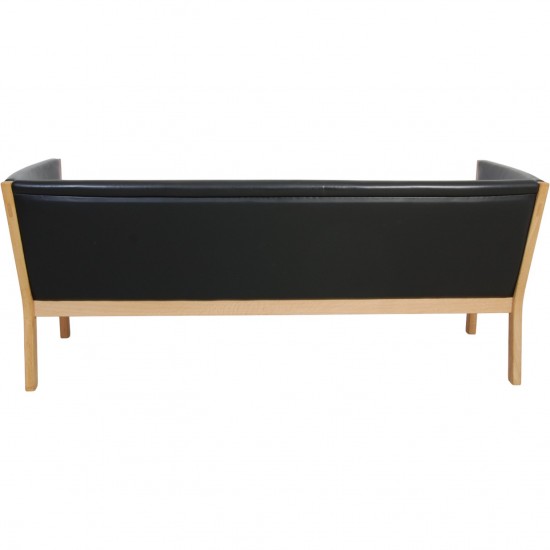 Hans Wegner 3-personers Ge285 sofa i sort læder