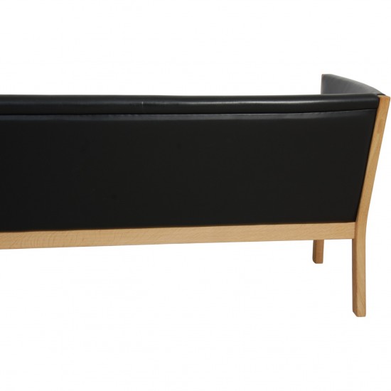 Hans Wegner 3-personers Ge285 sofa i sort læder