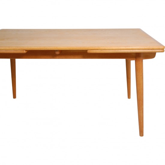 Hans Wegner AT312 spisebord af eg 1960'erne