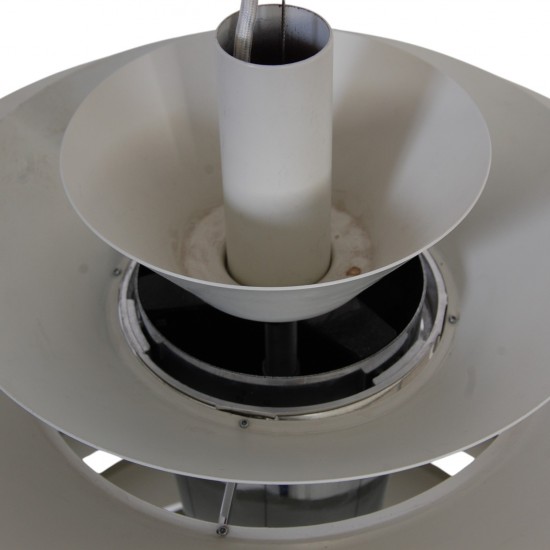 Poul Henningsen Louvre lampe