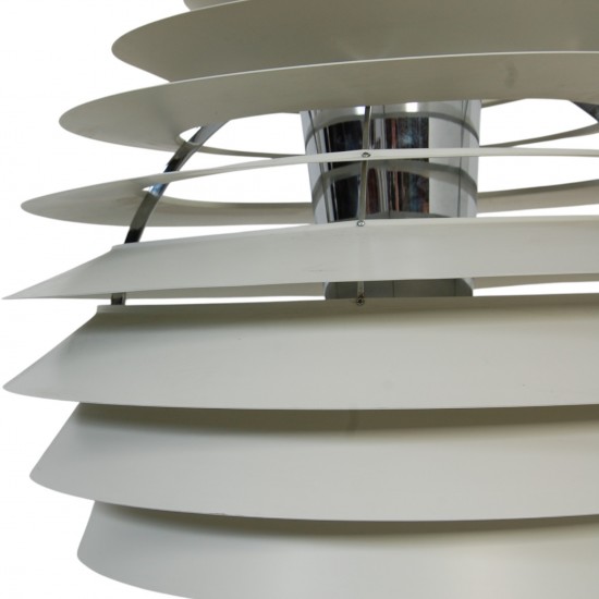 Poul Henningsen Louvre lampe