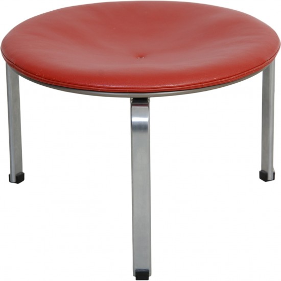 Poul Kjærholm PK33 skammel i rødt læder 1999