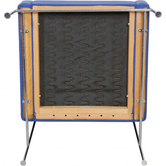 Arne Jacobsen 3301 loungestol i blåt stof 1997