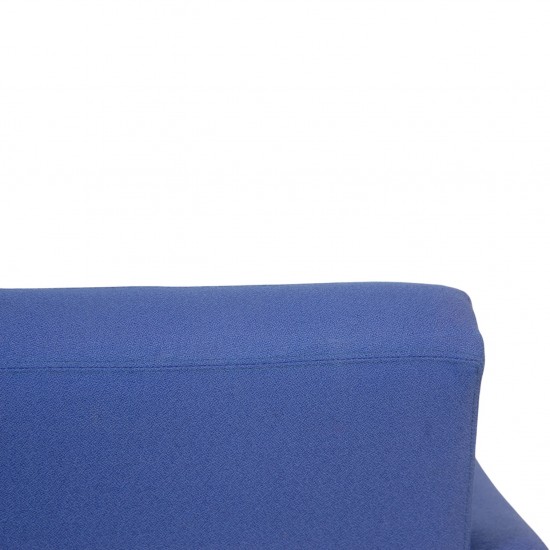 Arne Jacobsen 3301 loungestol i blåt stof 1997