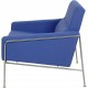 Arne Jacobsen 3301 loungestol i blåt stof 1997